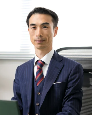 穴井りゅうじ社会保険労務士事務所 代表 穴井隆二